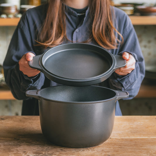 味わい鍋 両手特深 22cm (4.6ℓ / 6合) 無水調理