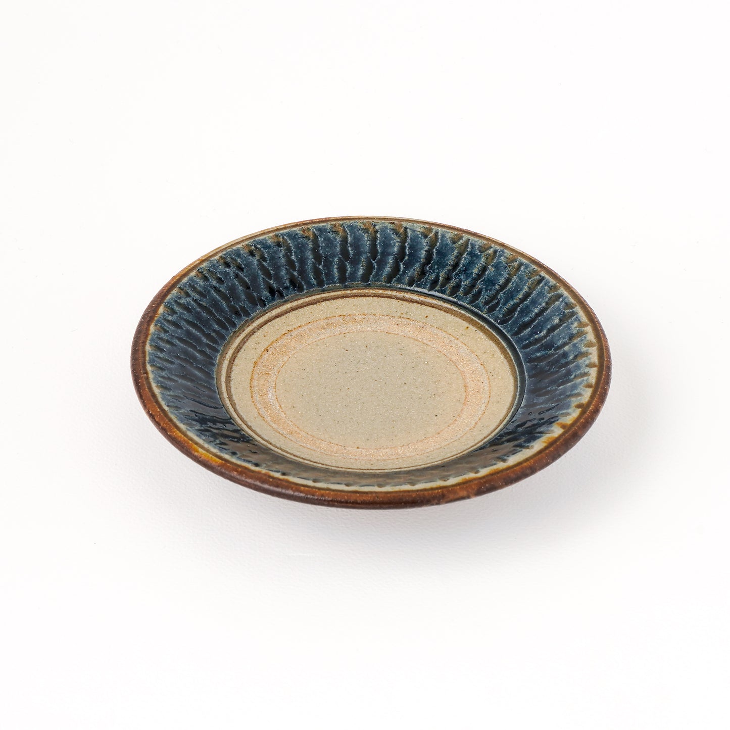 皿 4寸(約12cm) B