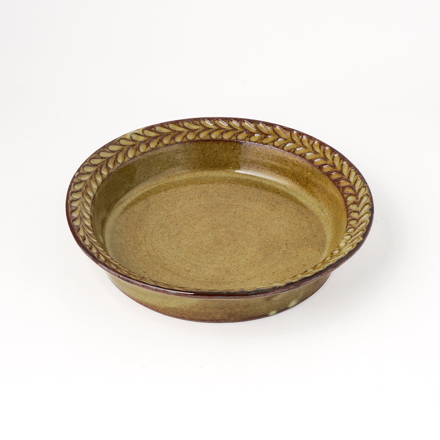 リムプレート 6寸(約18cm) 葉柄 キビ白 D