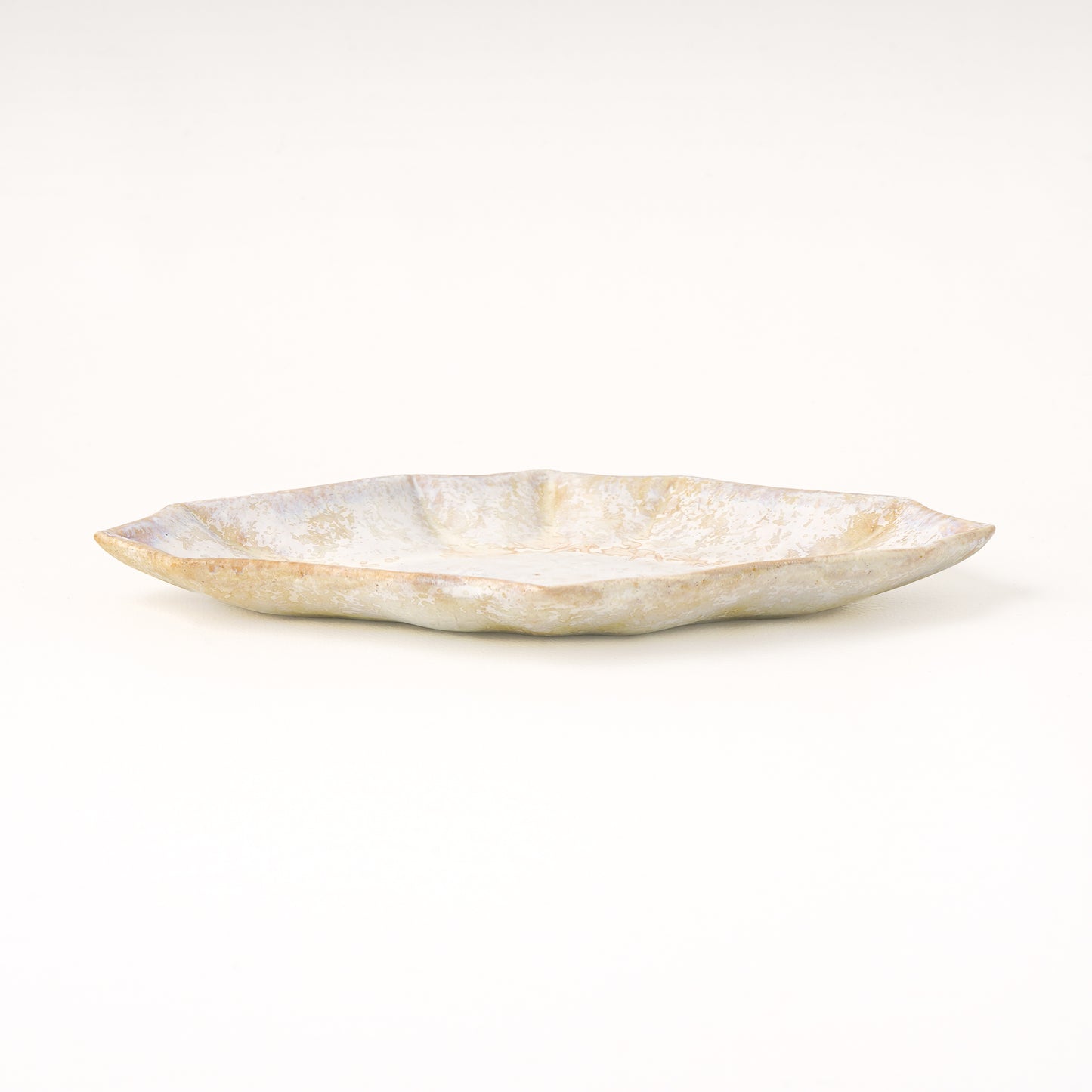 ヒイラギ皿 M(約20.5cm×約15cm) 艶消し 白 A