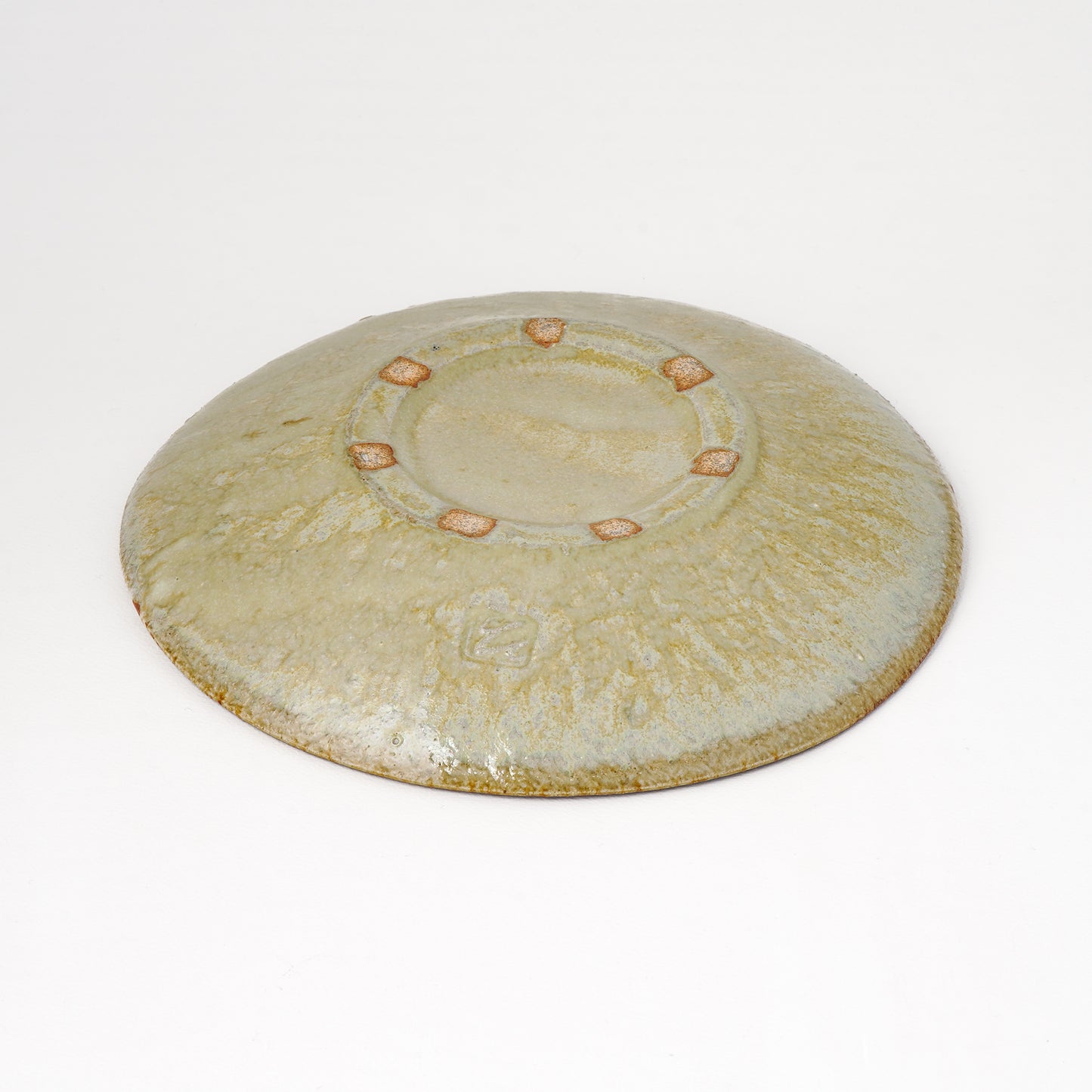 タタラ丸皿 約21cm 二彩 K