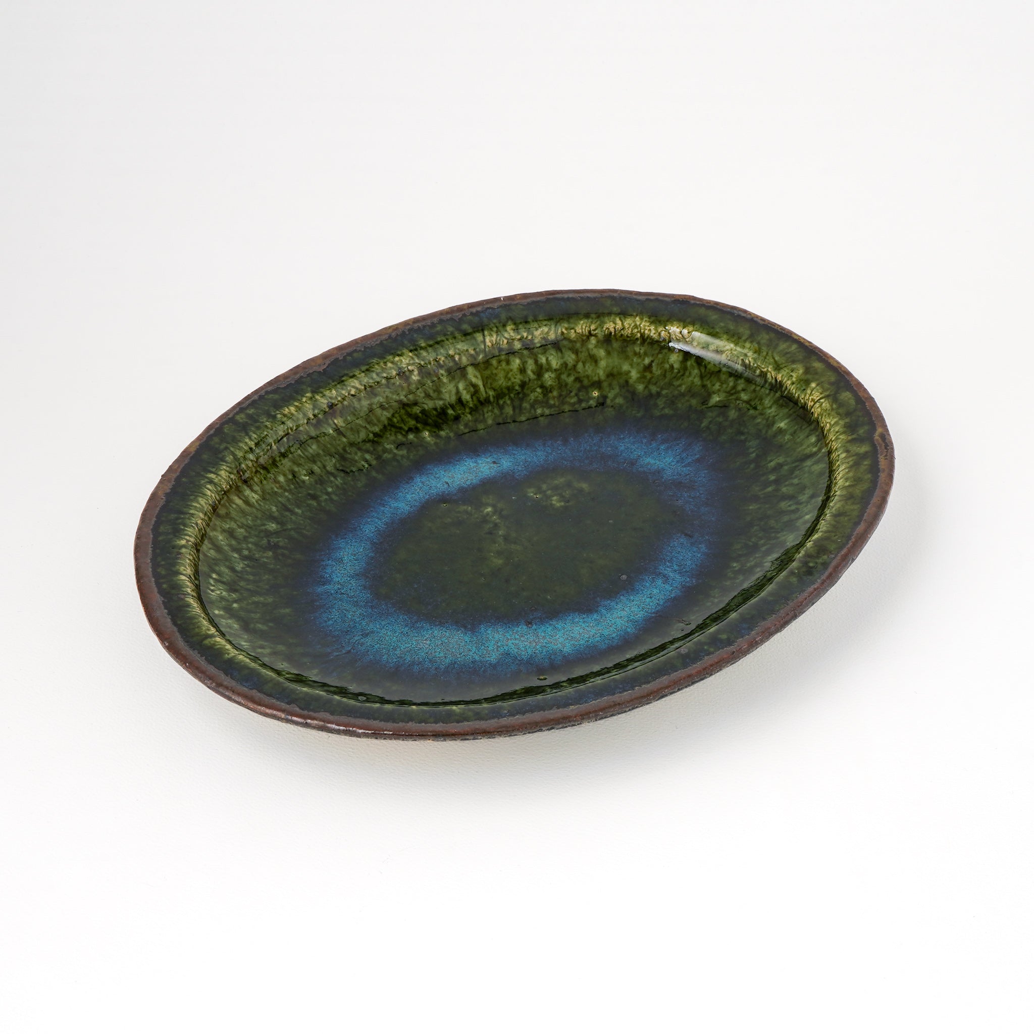 大沼道行 オーバル皿 M 織部 C – mono+iku 育む、暮らしの道具店