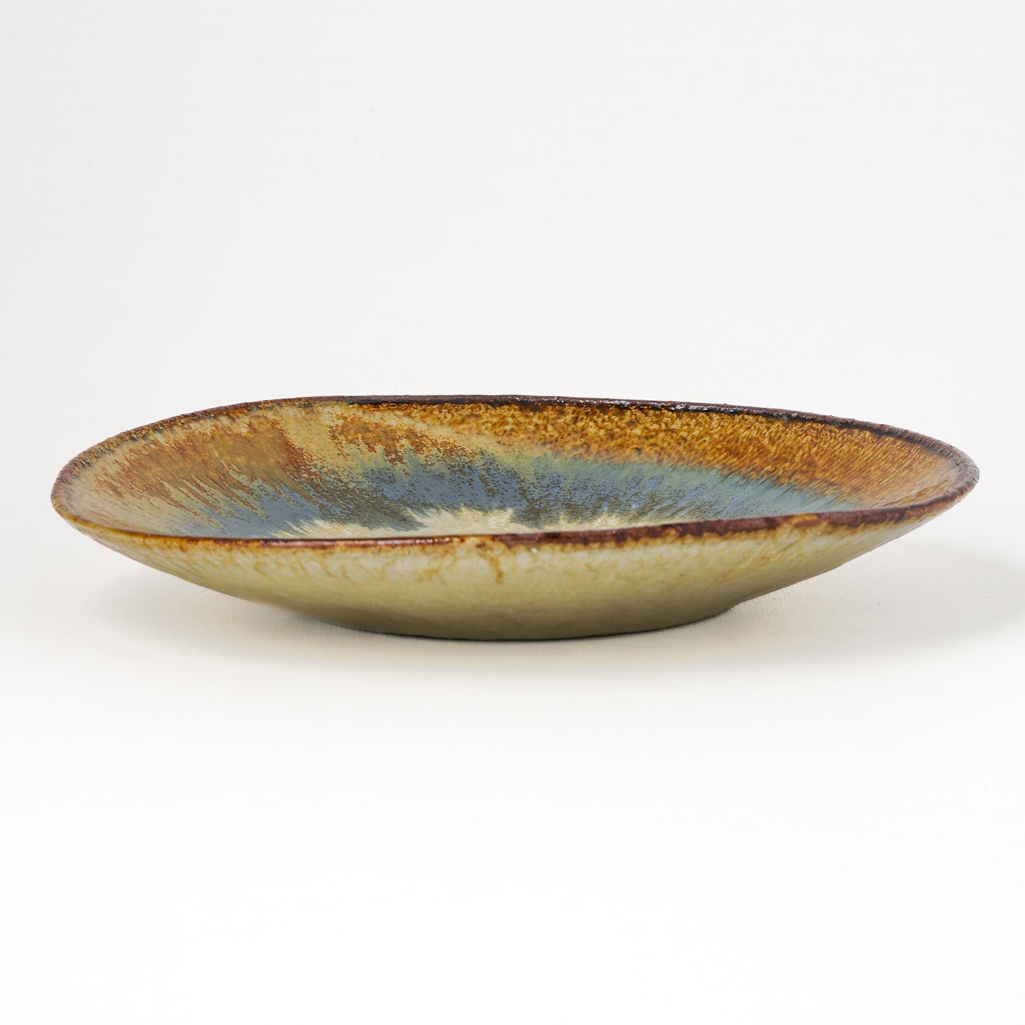 タタラ丸皿 約21cm 二彩 O