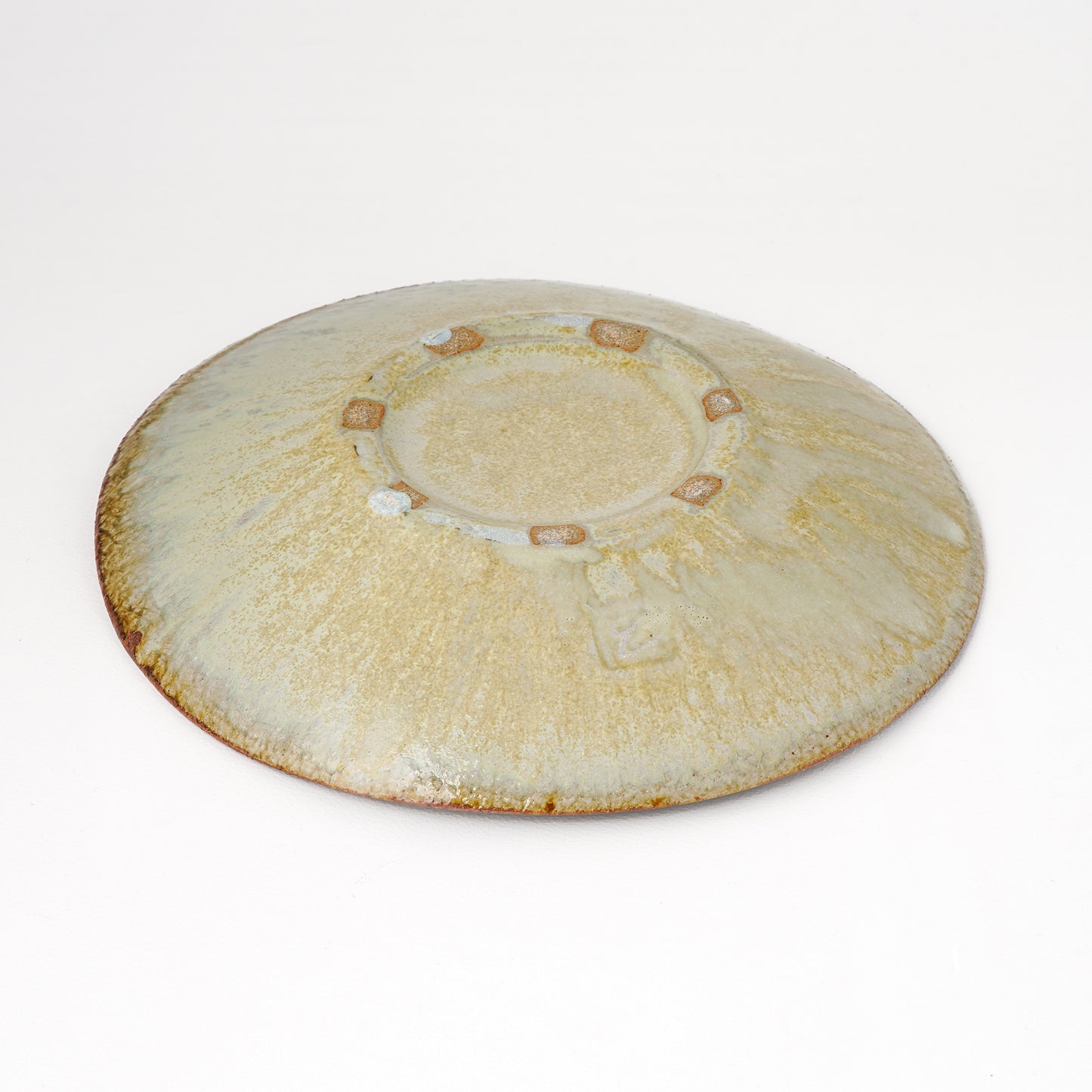 タタラ丸皿 約21cm 二彩 P