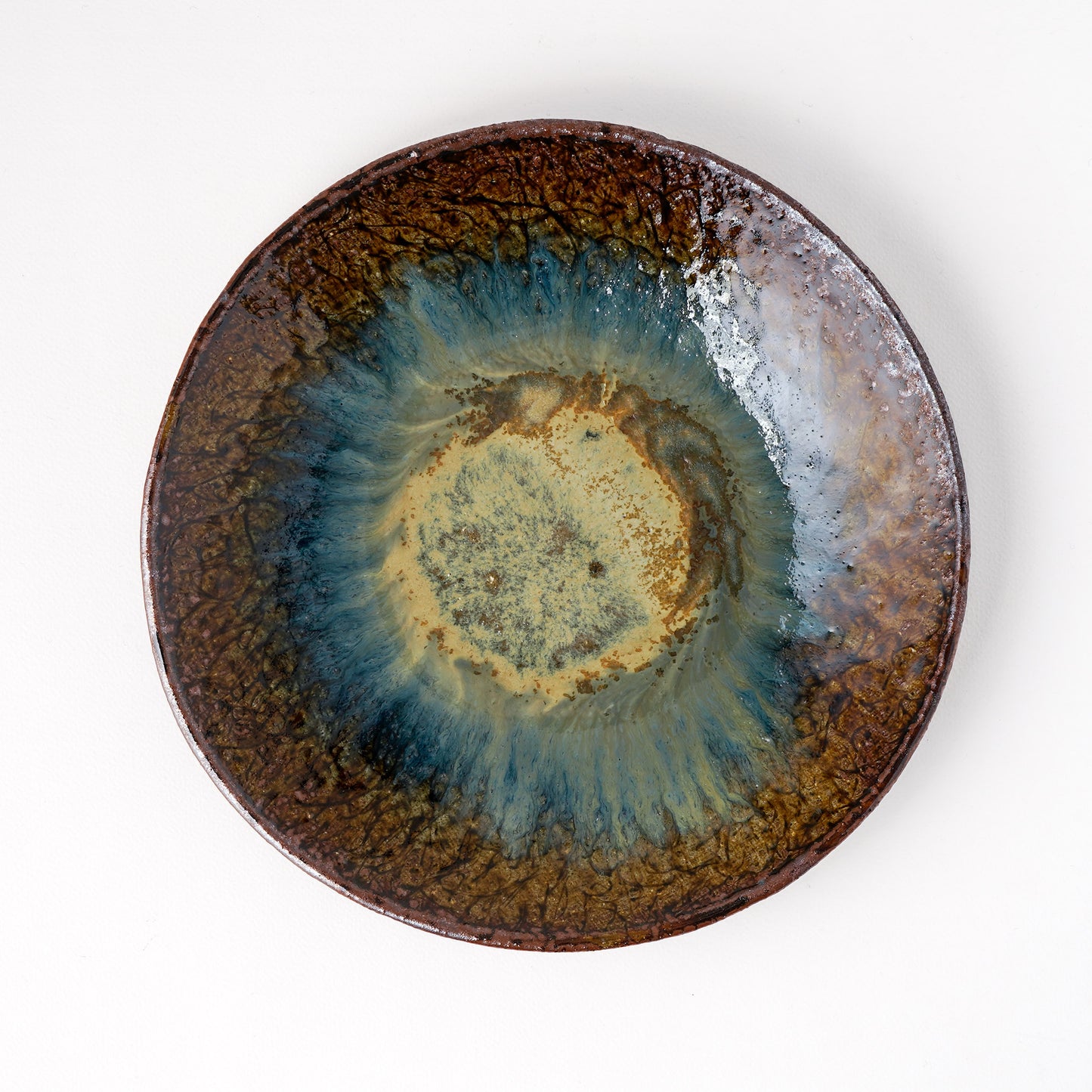 タタラ丸皿 約21cm 二彩 V