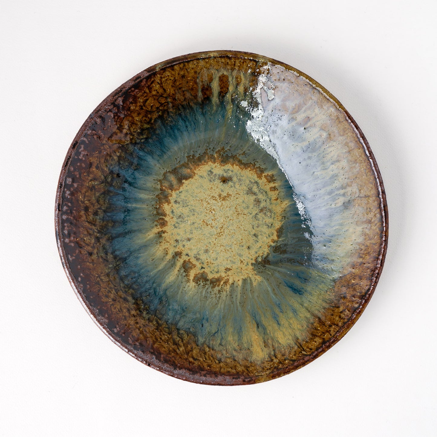 タタラ丸皿 約21cm 二彩 W